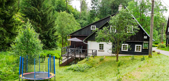 pronájem roubenky se zahradou